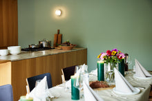 Laden Sie das Bild in den Galerie-Viewer, Vikis Chef´s Table