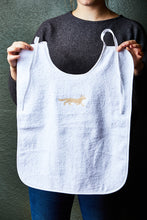 Laden Sie das Bild in den Galerie-Viewer, Lätzchen "Edition Spielweg Fuchs"