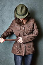 Laden Sie das Bild in den Galerie-Viewer, Barbour Featherweight 3 in 1 - Größe 38
